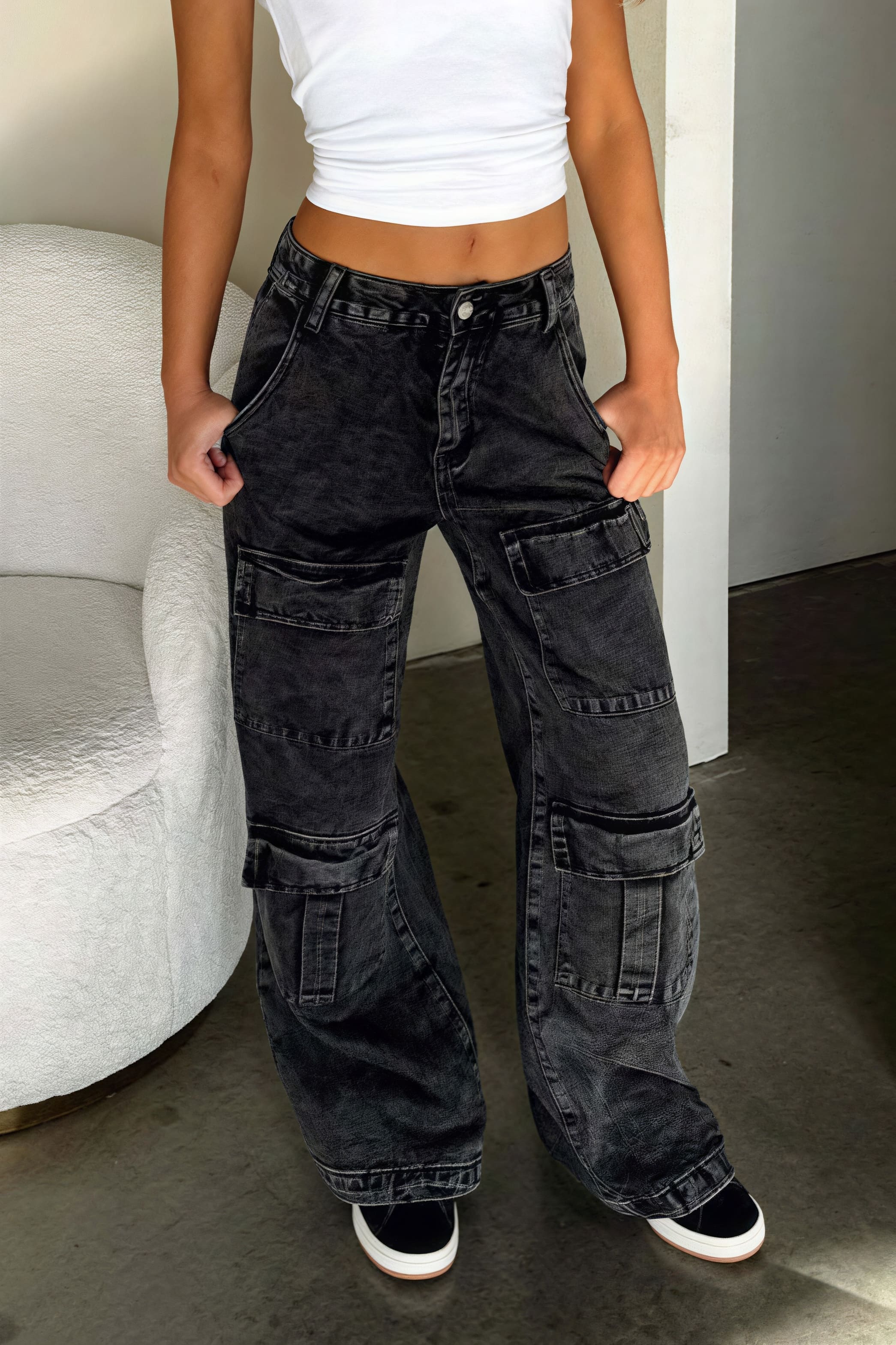Retro Pocket Washed Cargo Straight Jeans image 4