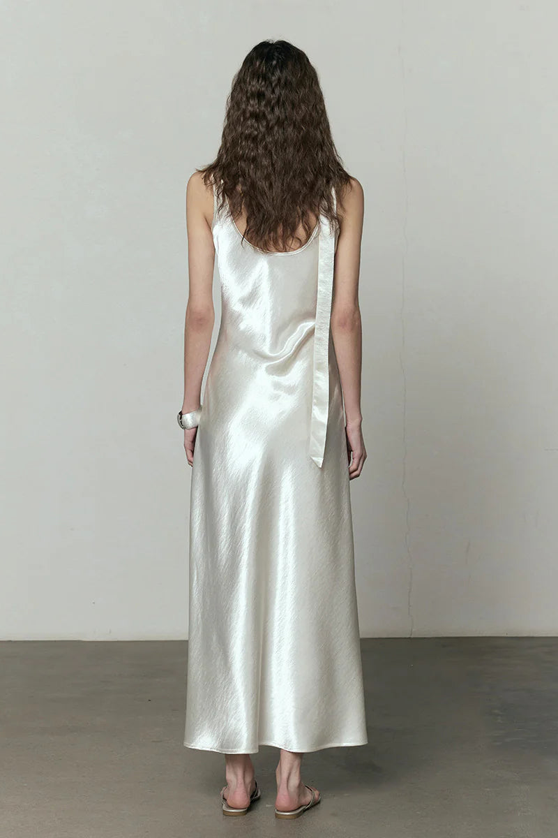New Temperament V-Neck Maxi Dress image 3