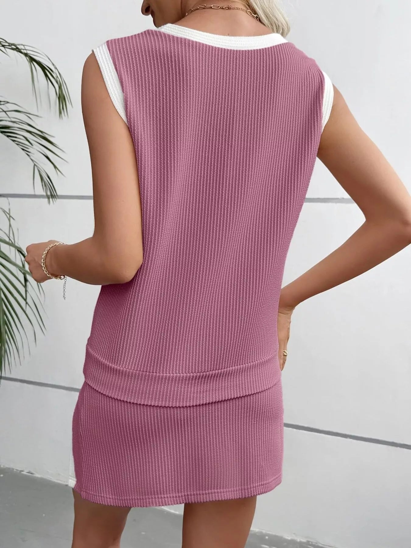 Avia Ribbed Set detail view styled for Avrienne
