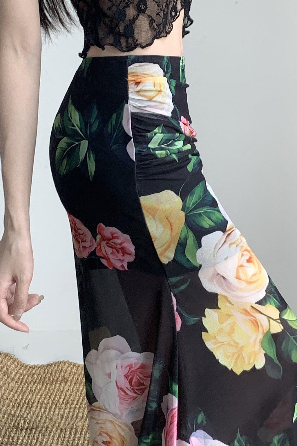 Holiday Floral Slim Low Waist Hip Skirt image 6