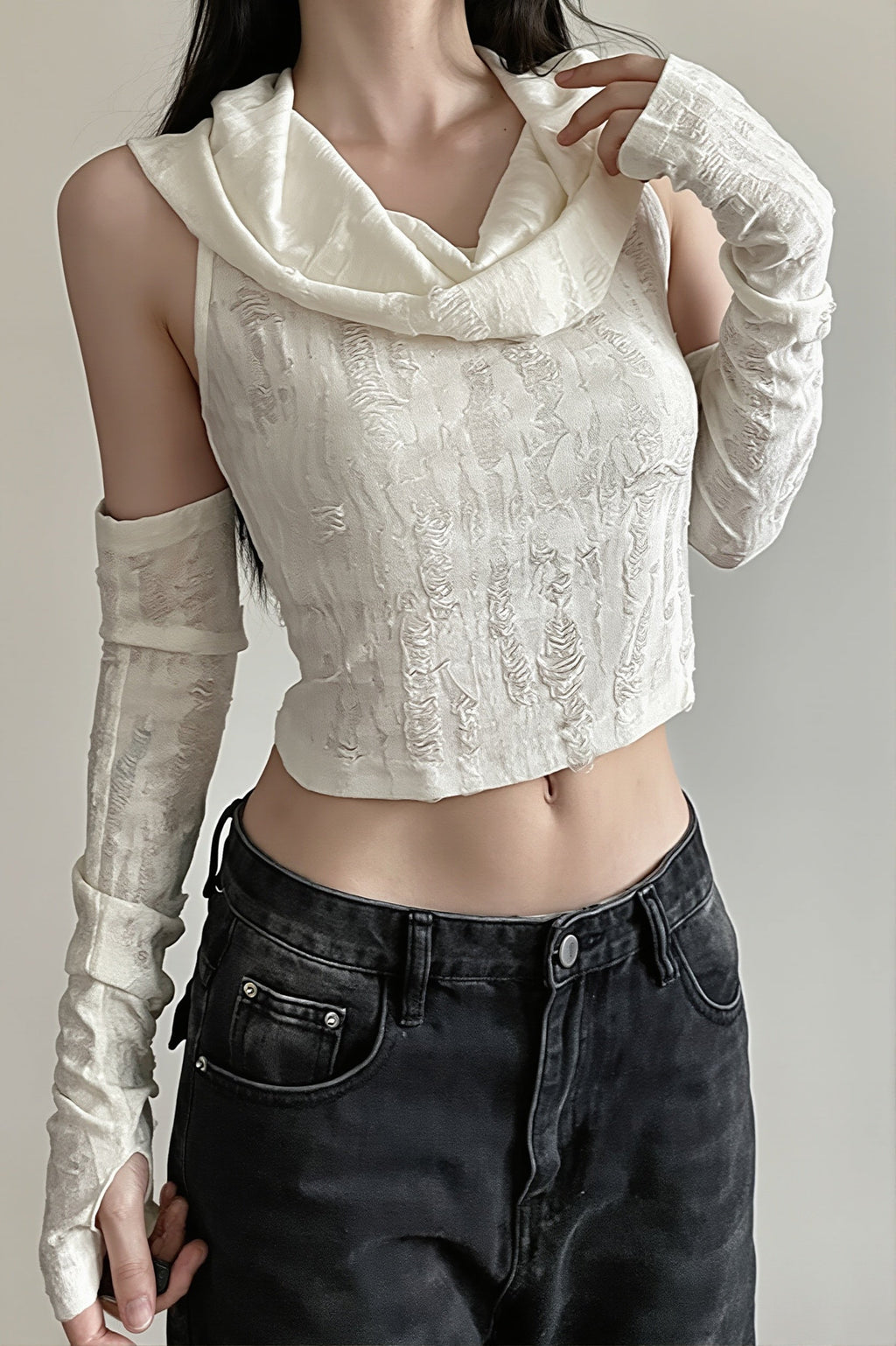 Solid Hooded Cropped Street Tank Top image 4