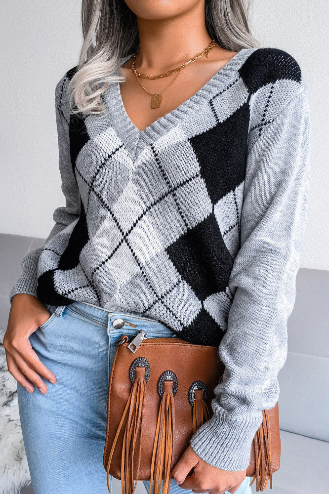 Argyle V-Neck Knit Pullover Sweater image 8