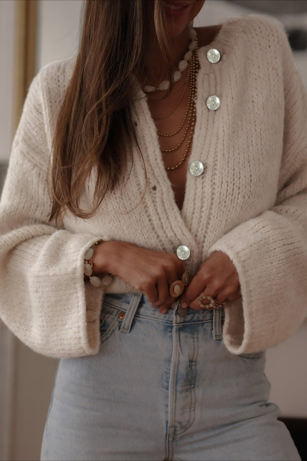 Elegant Solid Single Breasted Knit Cardigan image 2