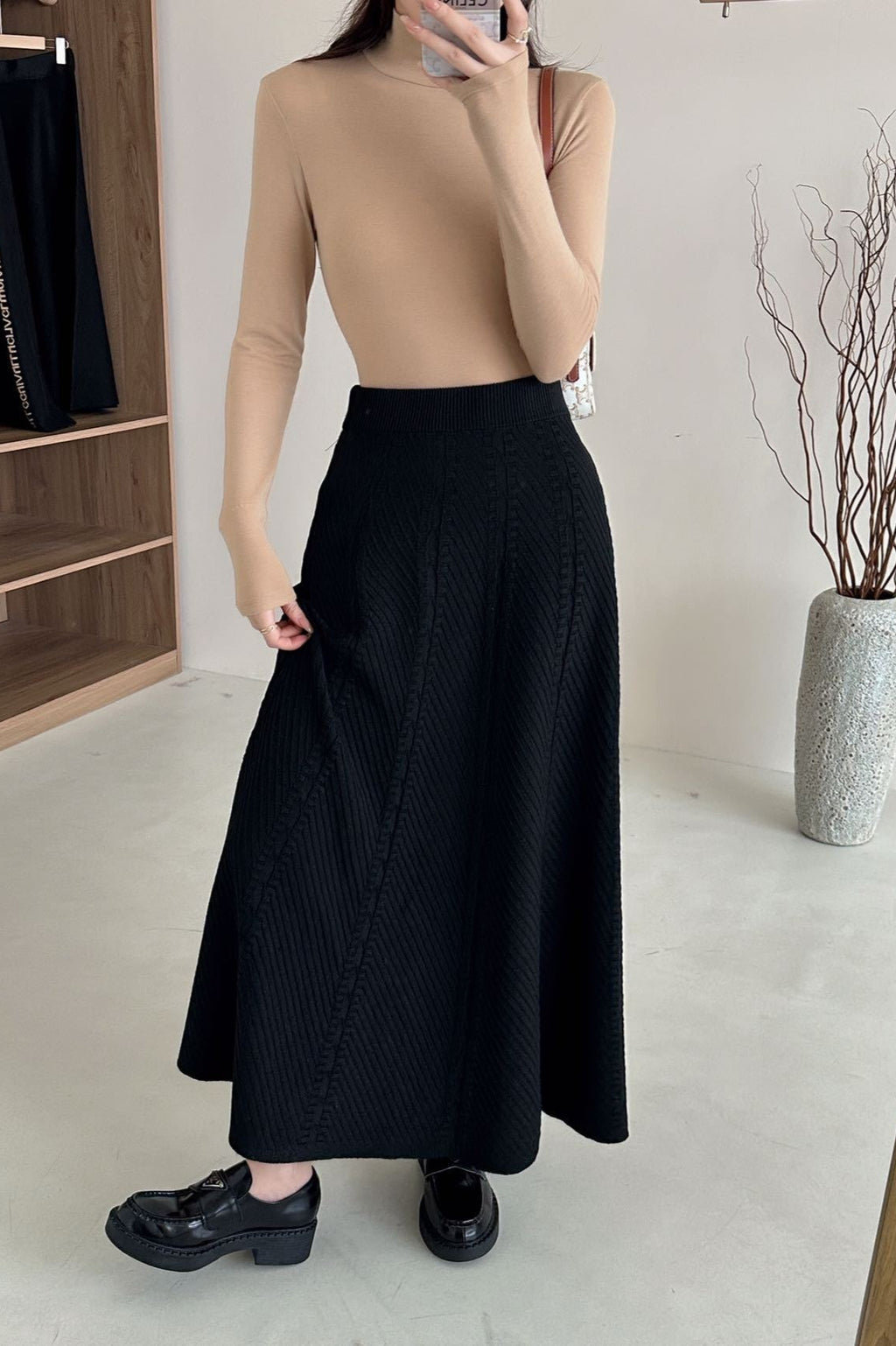 Vintage Textured-Knit High-Waist Maxi Skirt image 5