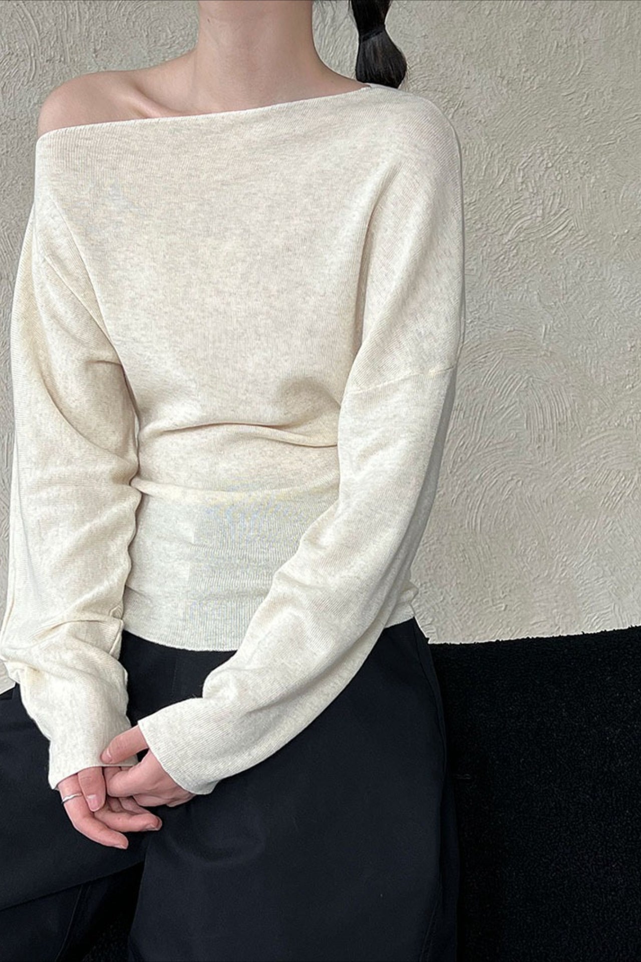 Waist Defining Asymmetric Shoulder Knit Top image 4