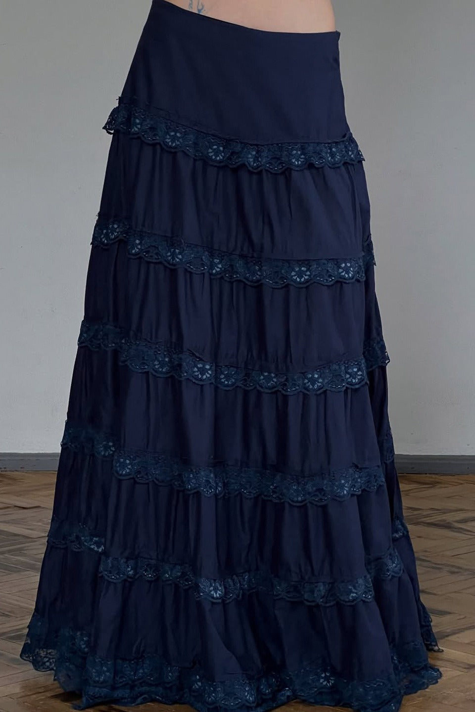 Vintage Lace Trimmed Tiered Midi Skirt image 1