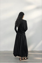Asymmetrical One-Shoulder Fitted Knit Sweater image 5