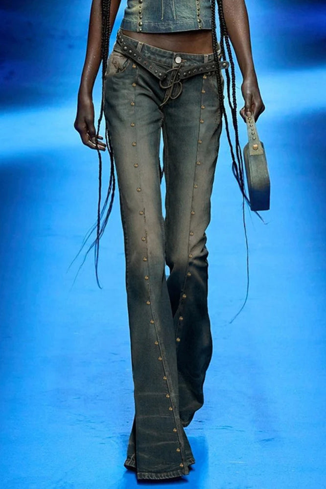 Rivet Stitch Low Rise Flared Jeans image 2