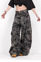 Vintage Camo Wide-Leg Cargo Pant image 1
