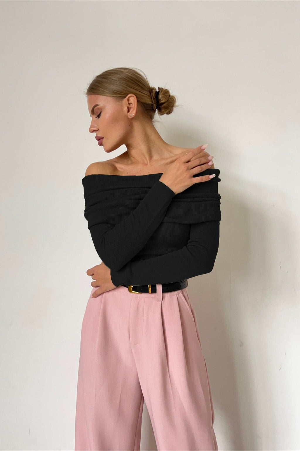 Slim Fit Off-Shoulder Knit Top image 21