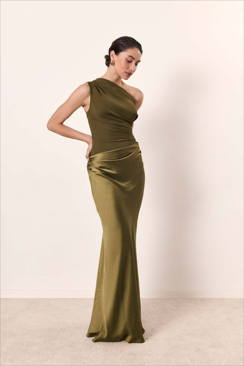 Solid Asymmetric Neckline Sleeveless Formal Dress image 11