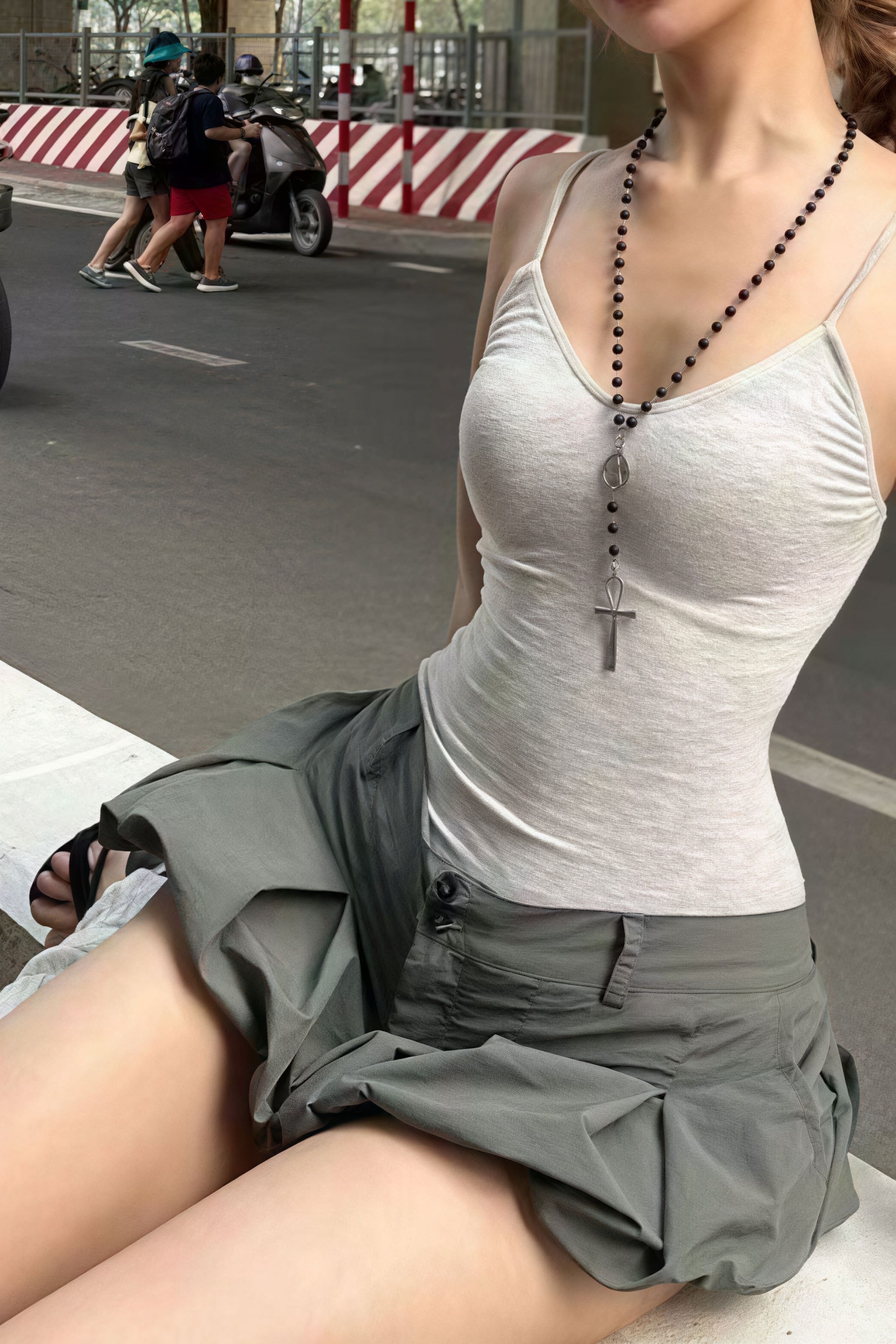 Chic Elegant Low Waist Tulip Hem Shorts image 3