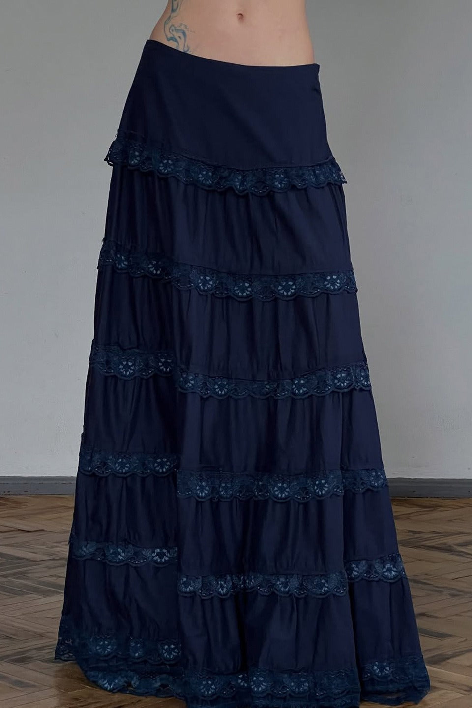 Vintage Lace Trimmed Tiered Midi Skirt image 2