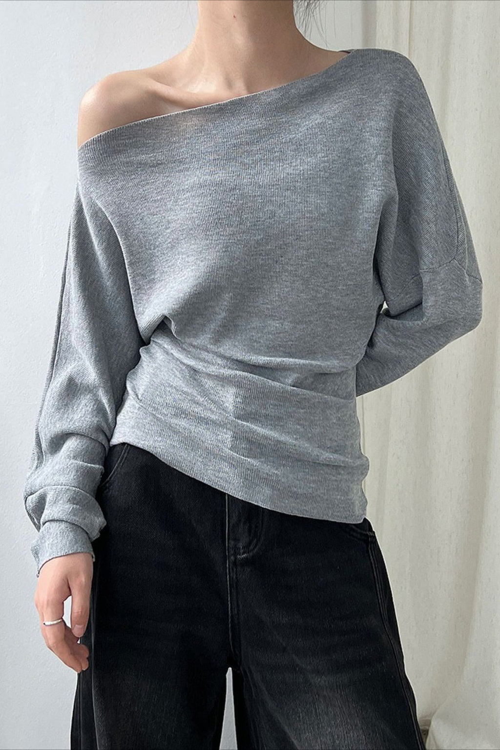 Waist Defining Asymmetric Shoulder Knit Top image 14
