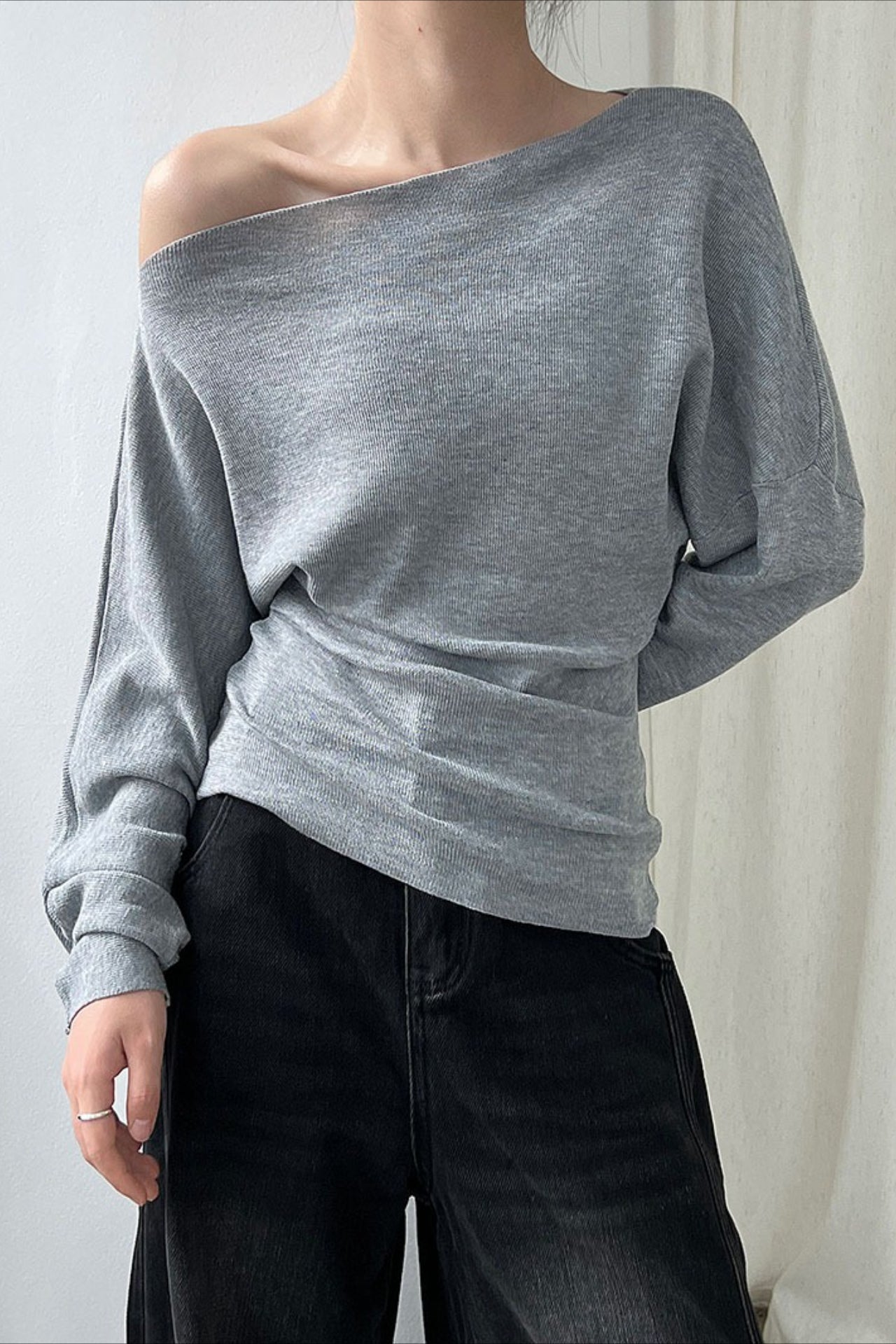 Waist Defining Asymmetric Shoulder Knit Top image 14