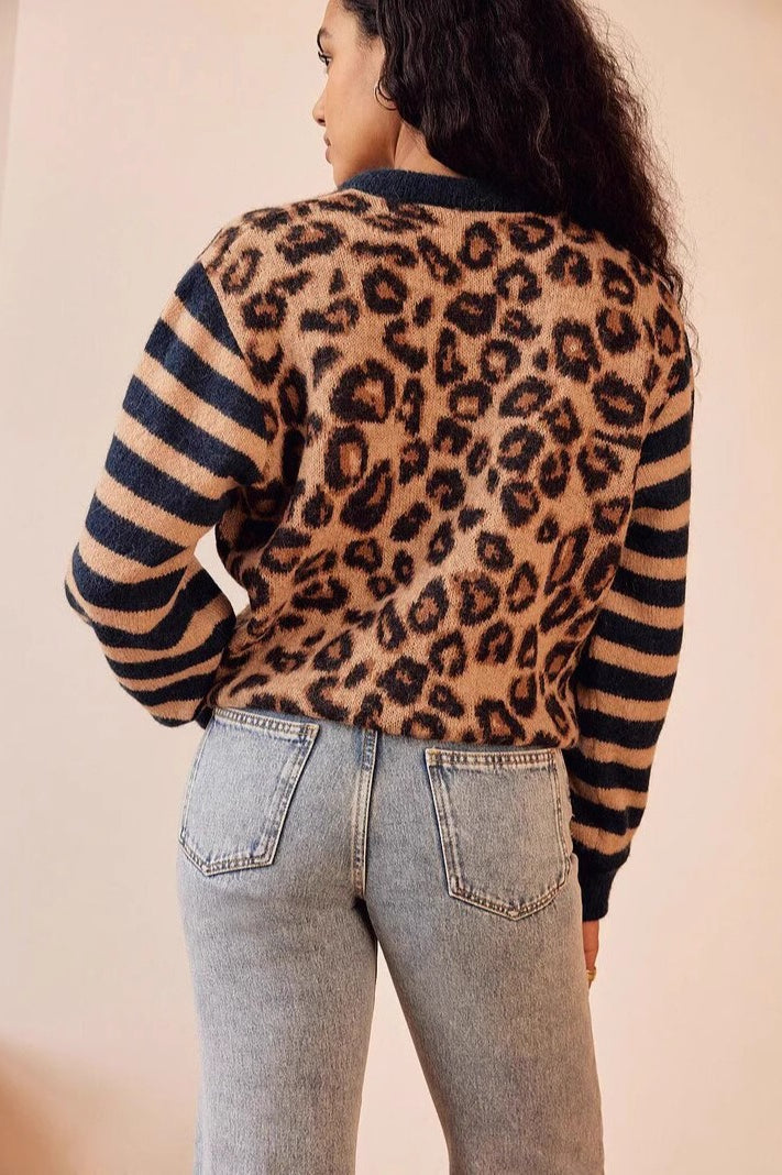 Leopard Print Contrast Cardigan Sweater image 7