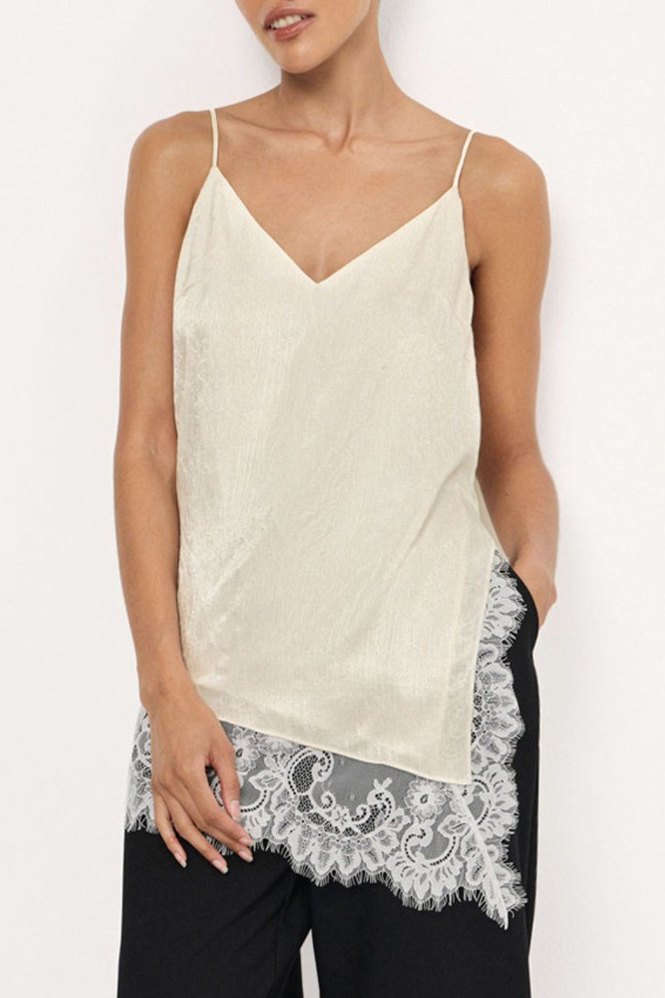 V Neck Lace Trim Patchwork Cami Top image 1