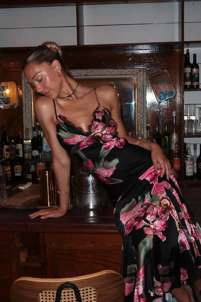 Summer Women's Floral V-Neck Maxi Dress image 1