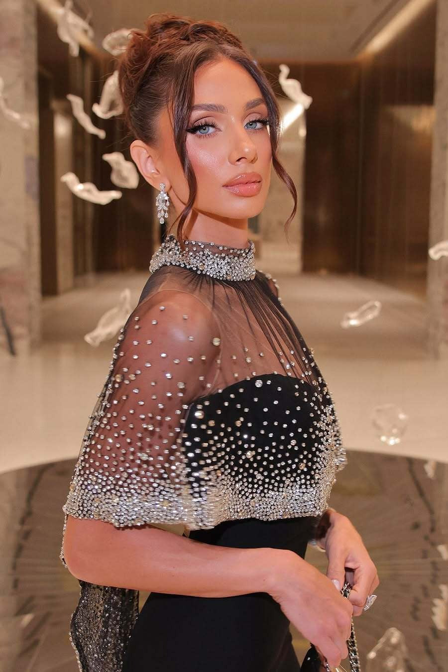 Elegant Cape Shawl Rhinestone Bodycon Prom Dress image 3
