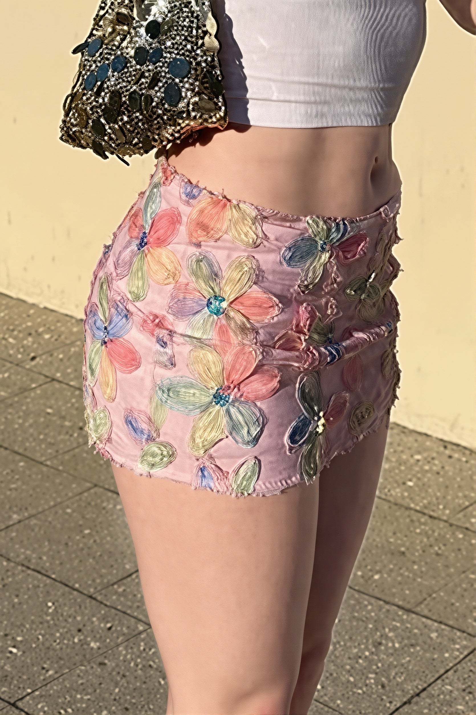 Textured Floral Fitted Bodycon Mini Skir image 3