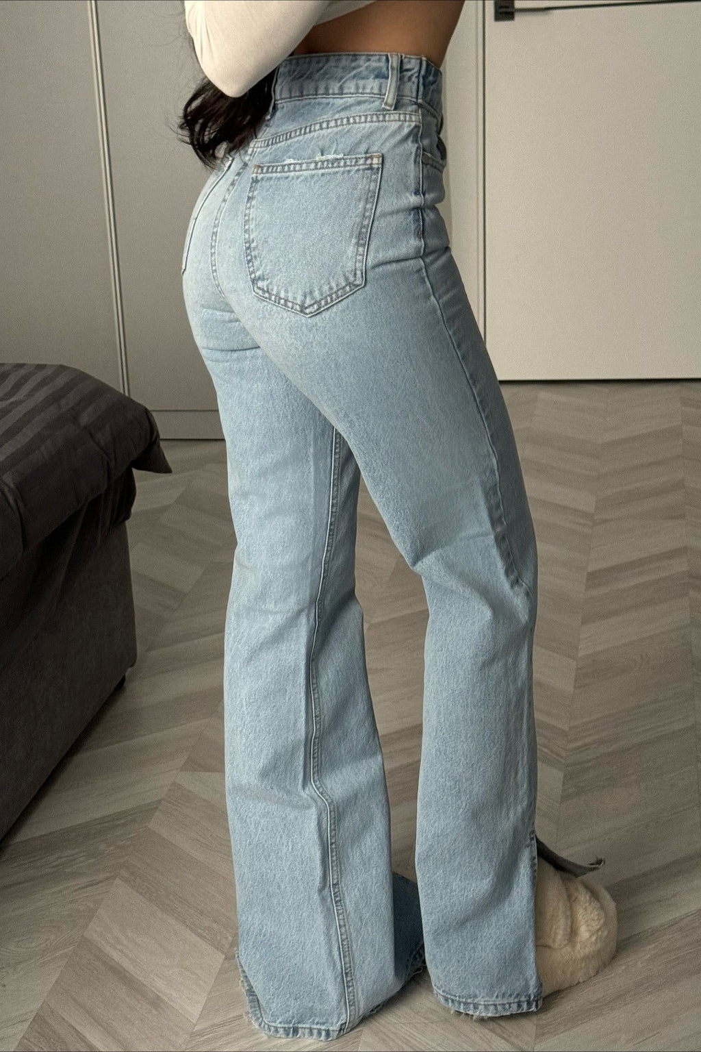 Asymmetric Elastic Waist Split Hem Denim Jeans image 4