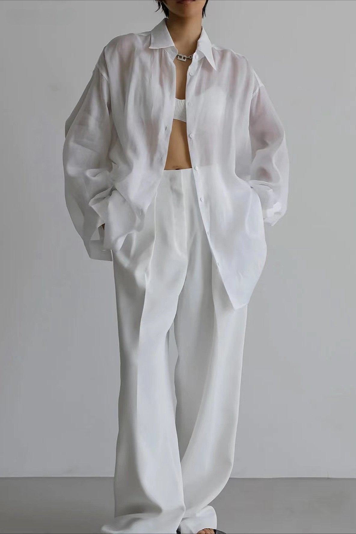 Vintage High-End Collared Loose Fit White Blouse image 3