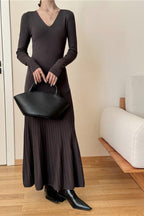 Vintage Knit Fitted Mermaid Hem Maxi Dress image 4
