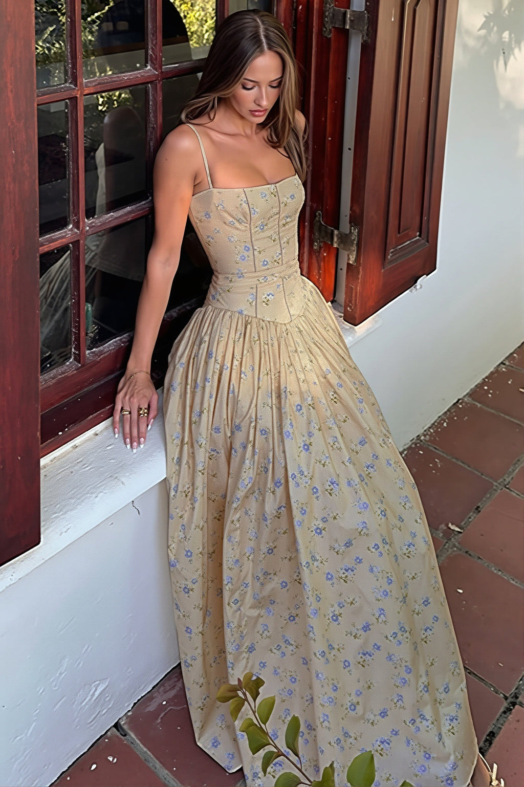 Chic Vintage Floral Cami Slim Fit Maxi Dress image 2