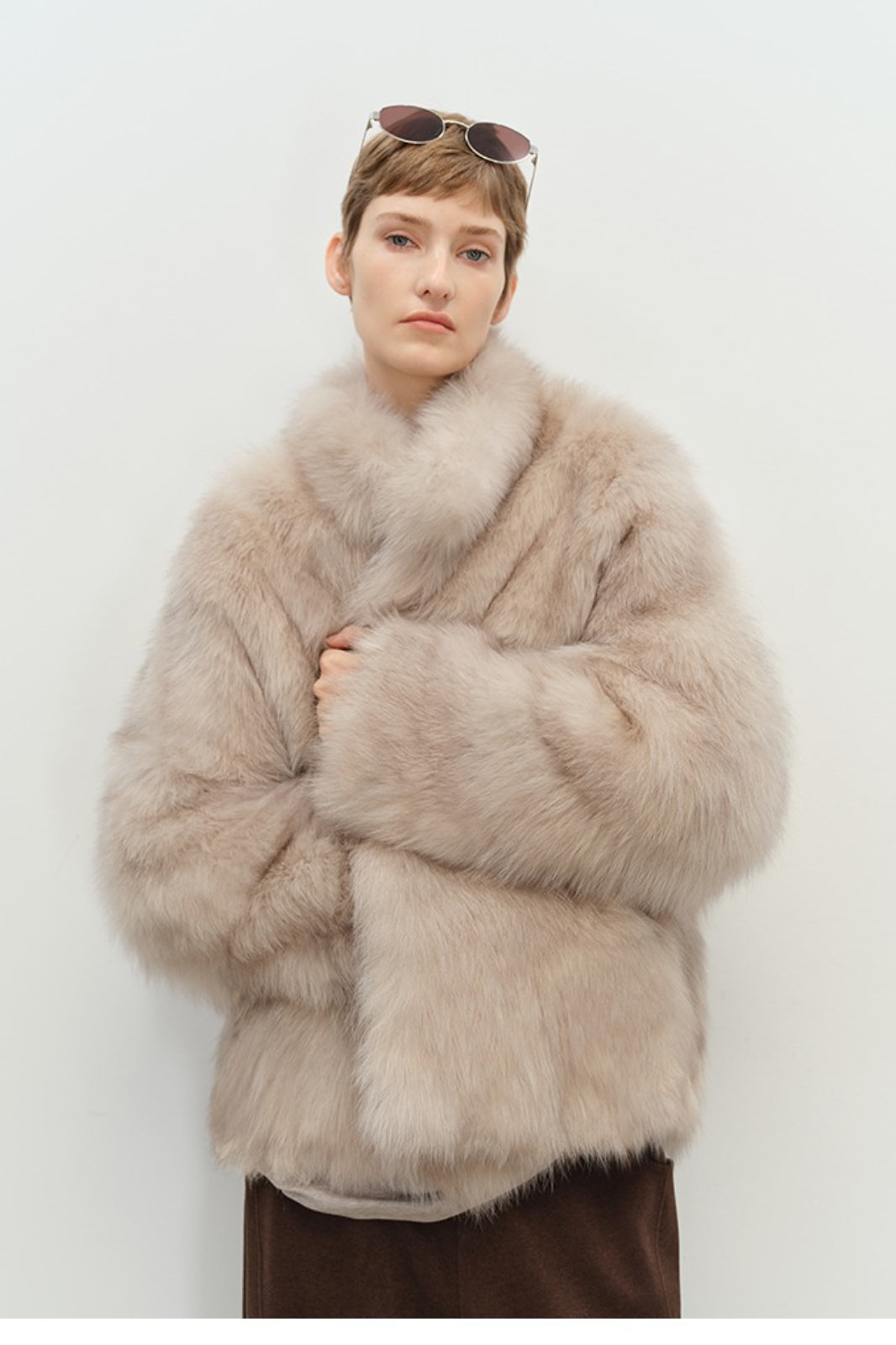 Minimalist Mid-Length Faux Fur Stand Collar Coat image 9