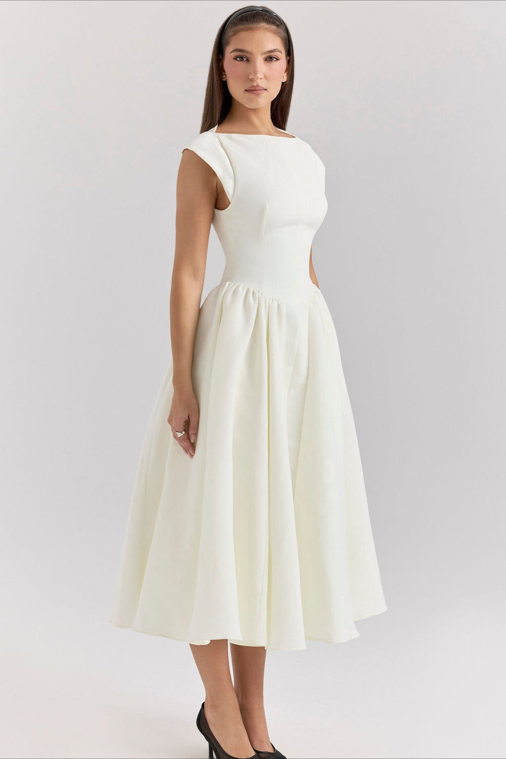 Minimalist Solid Backless Swing Midi Dress image 6