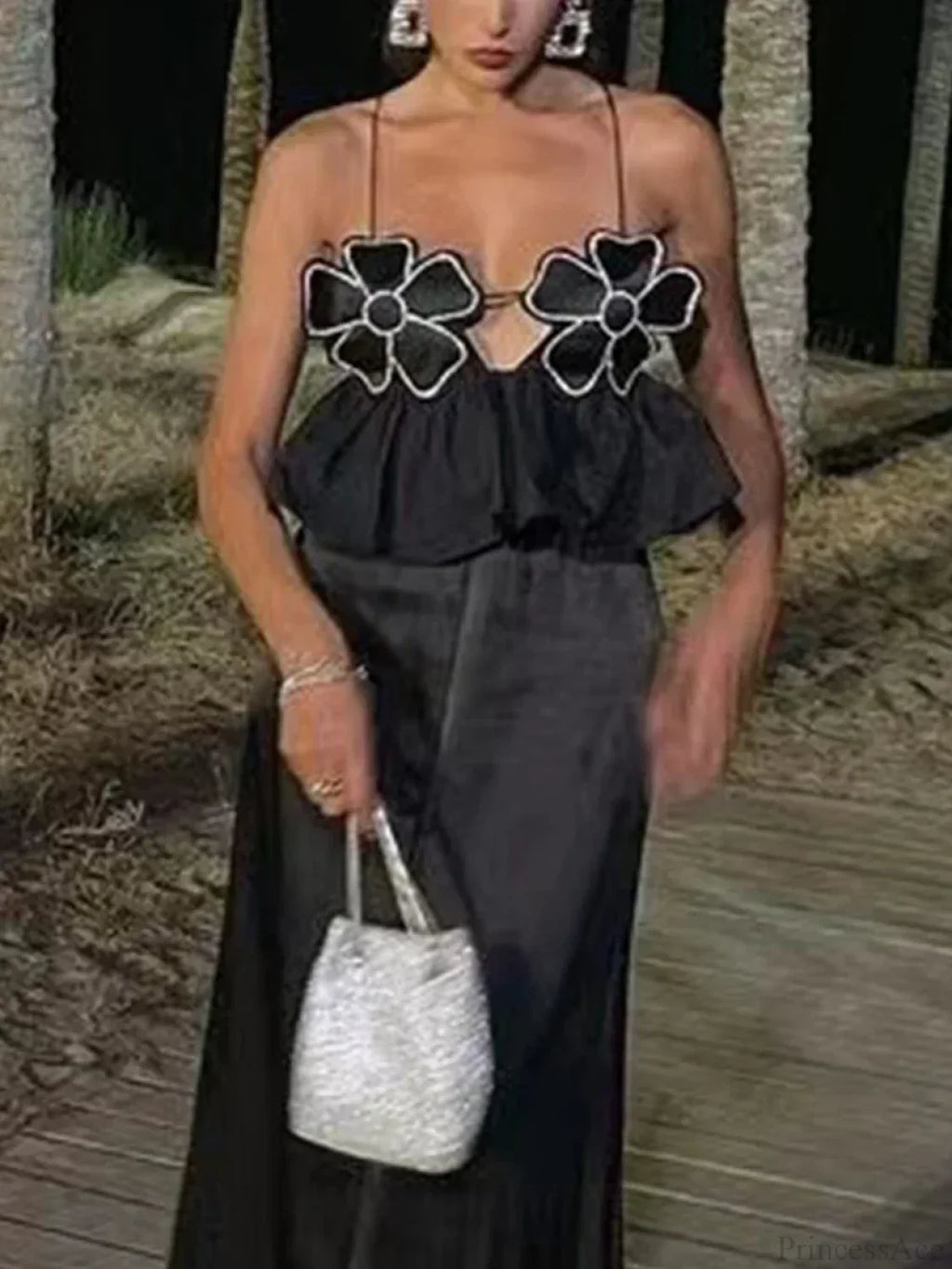 3D Flower Spaghetti Strap Backless Crop Top image 4
