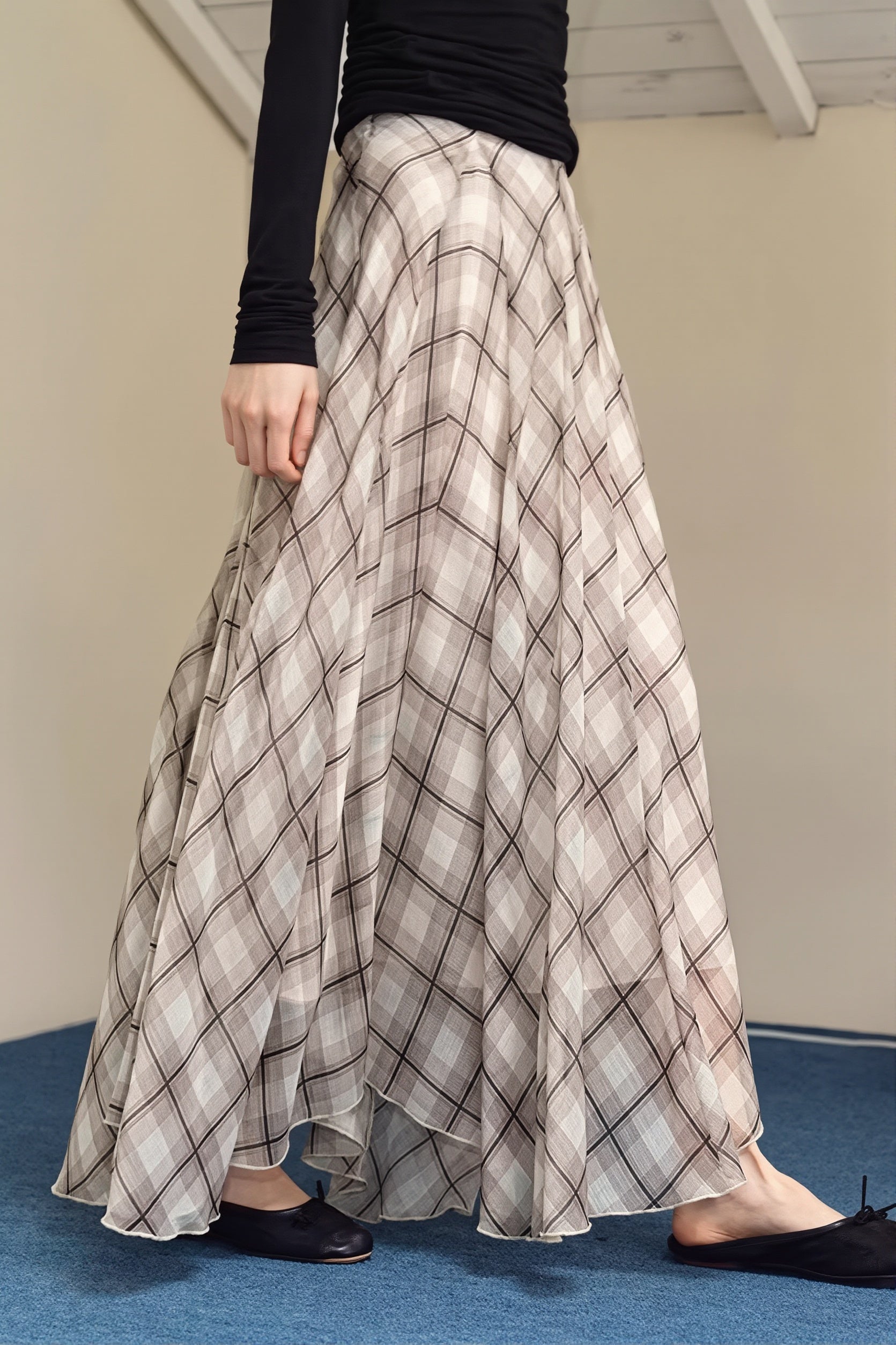 Gentle Style Draped Slim Plaid Maxi Skirt image 2