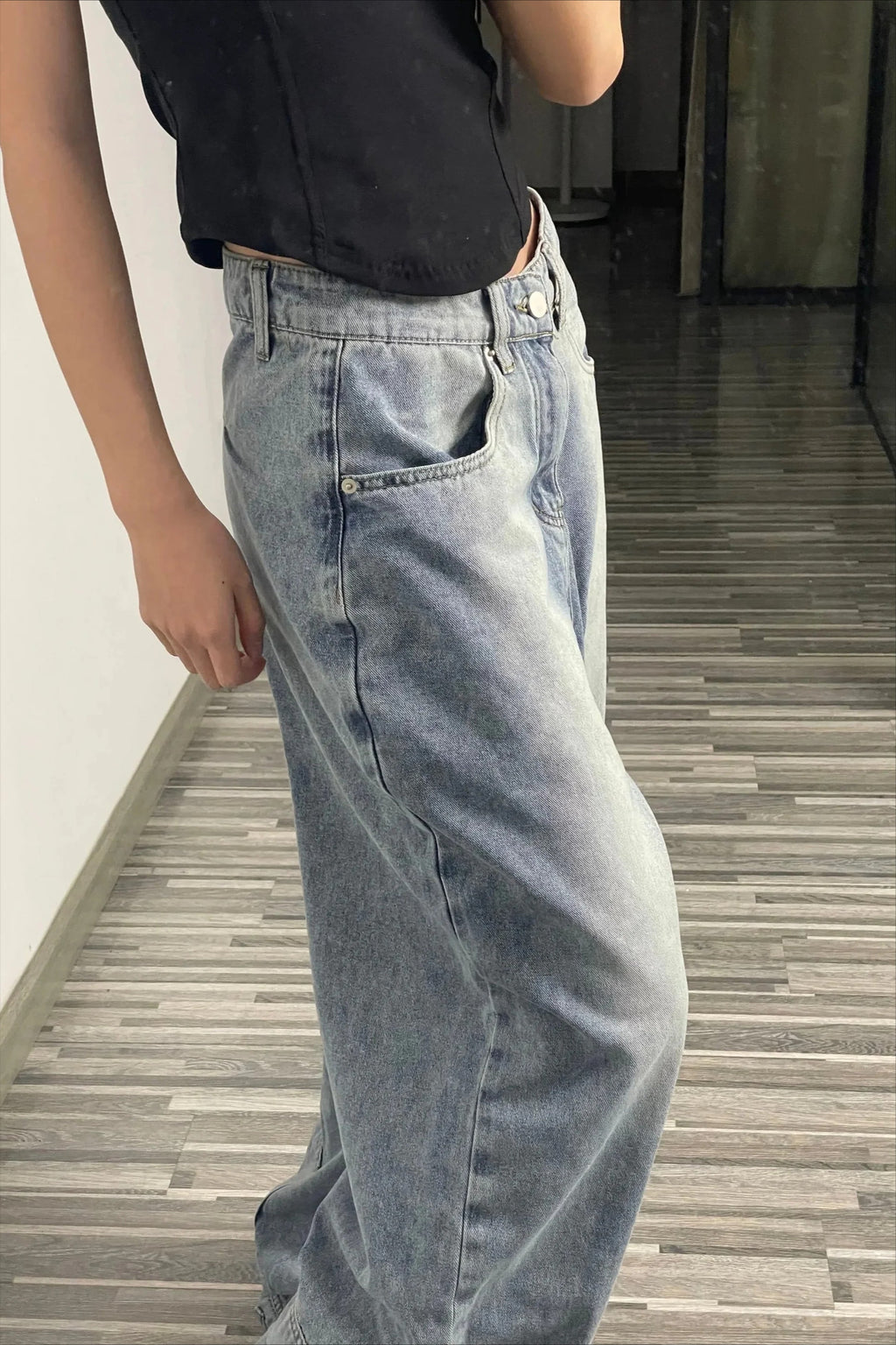 Loose Fit Reverse Pocket Jeans image 3