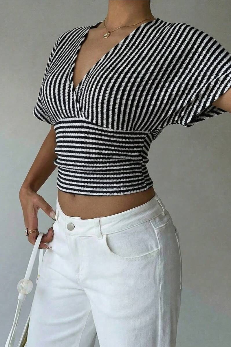 V Neck Striped Bat Sleeve T-shirt image 4