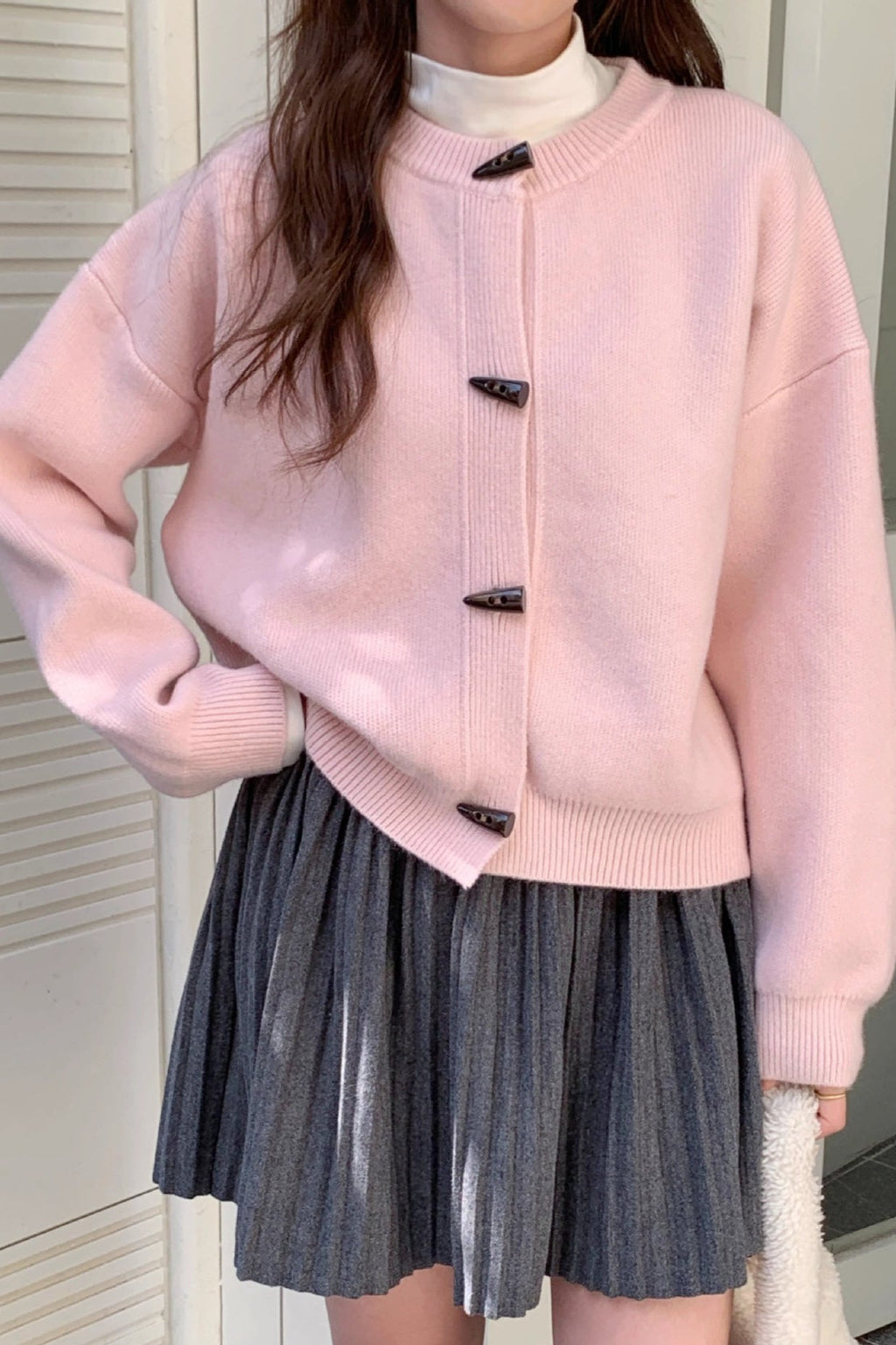 Retro Toggle-Button Loose Short Knit Cardigan image 5