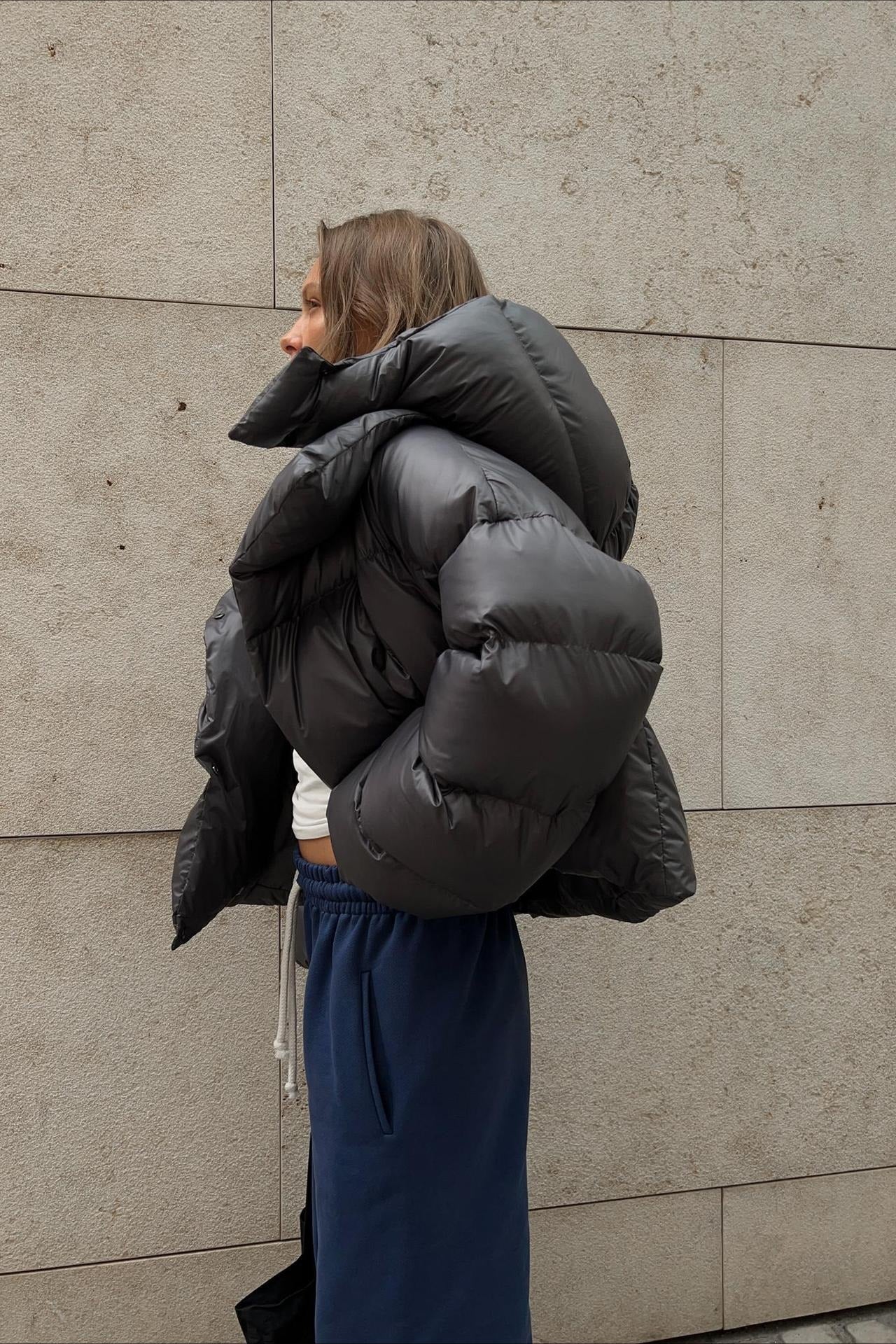 Short Hooded Puffer Jacket image 14