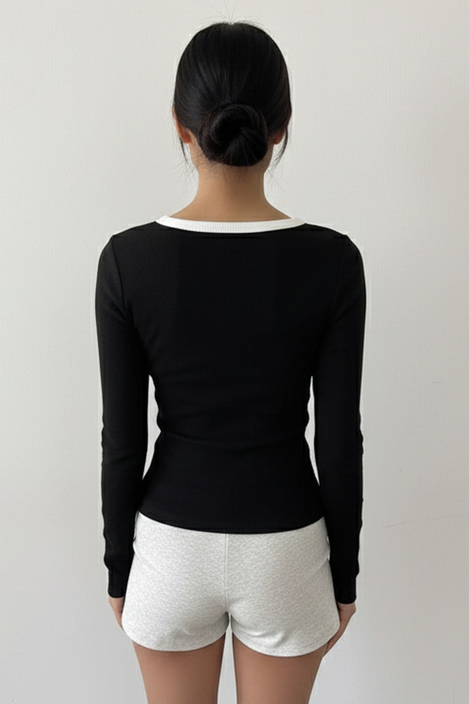 Slim Fit V-Neck Knit Top image 5