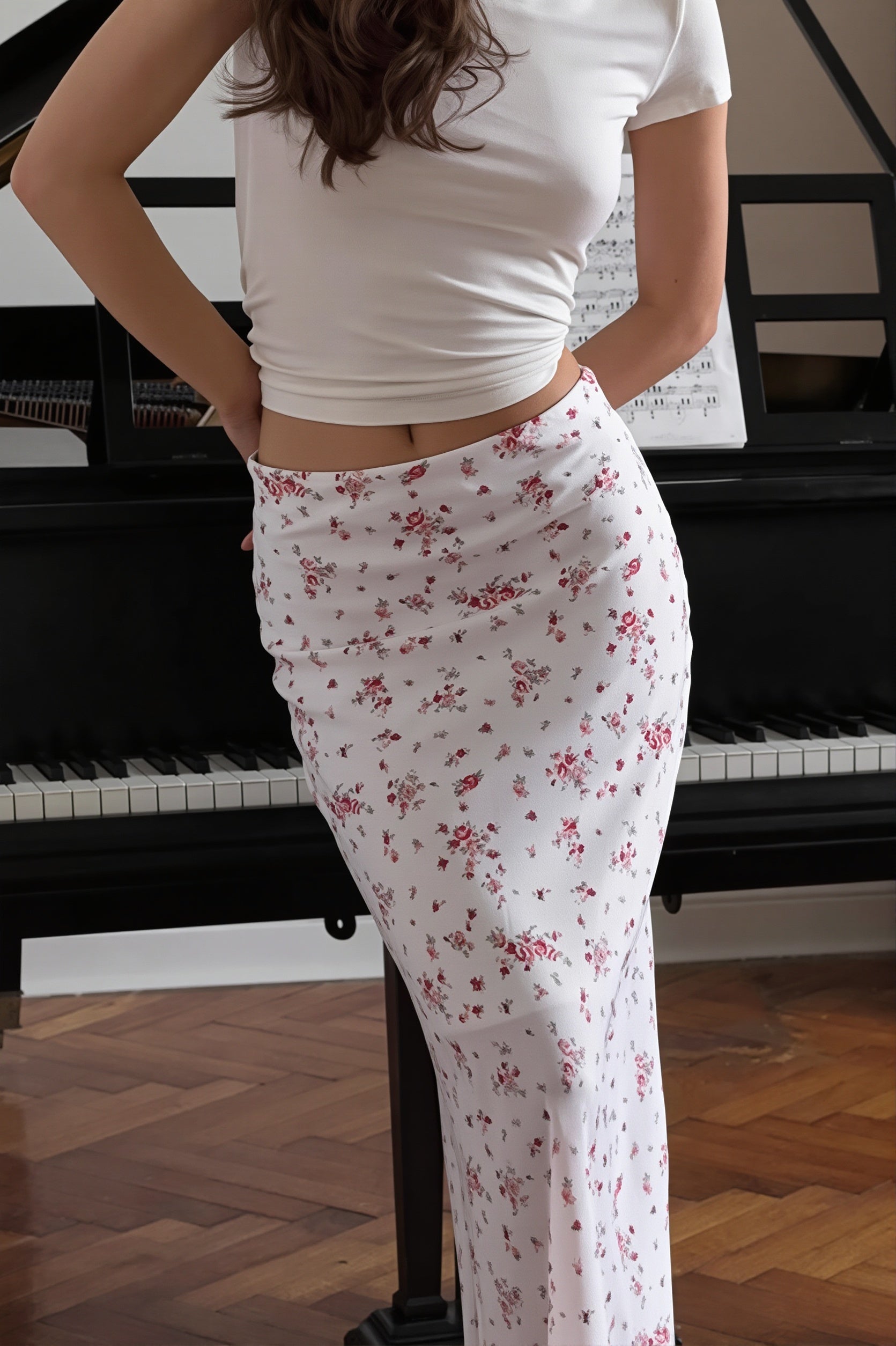Fresh Elegant Floral Slim Mermaid Skirt image 3