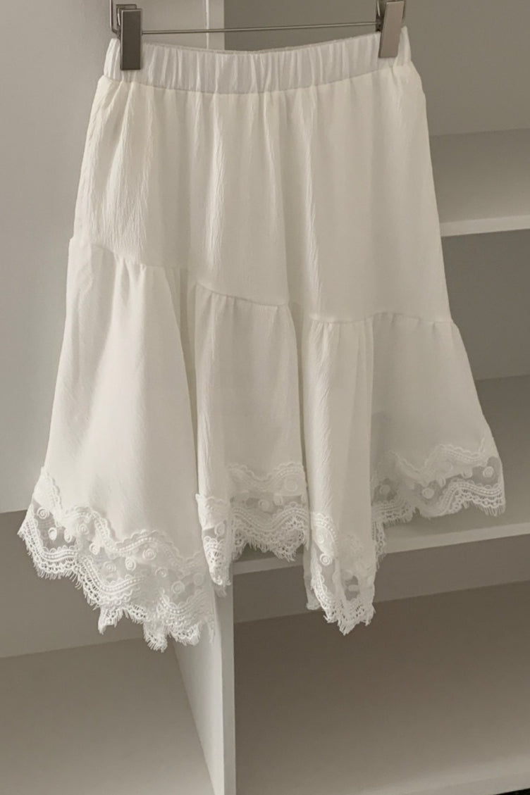 Fashionable Elegant Asymmetrical Lace Panel Midi Skirt image 6