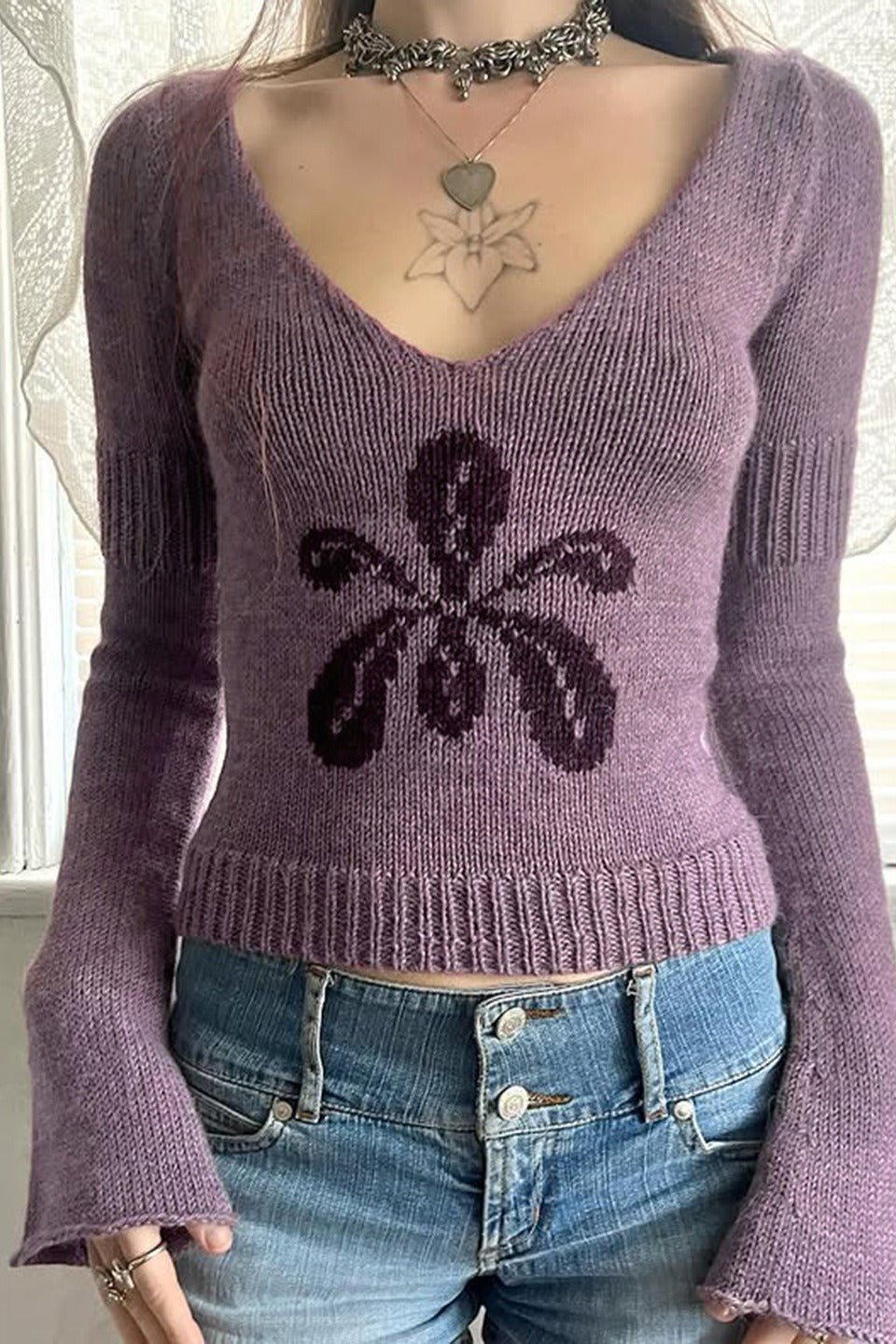 V Neck Floral Jacquard Sweater image 14