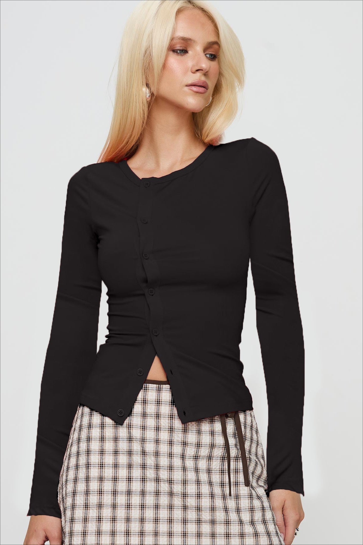 Buttoned Fitted Crew Neck Knit Sweater image 5