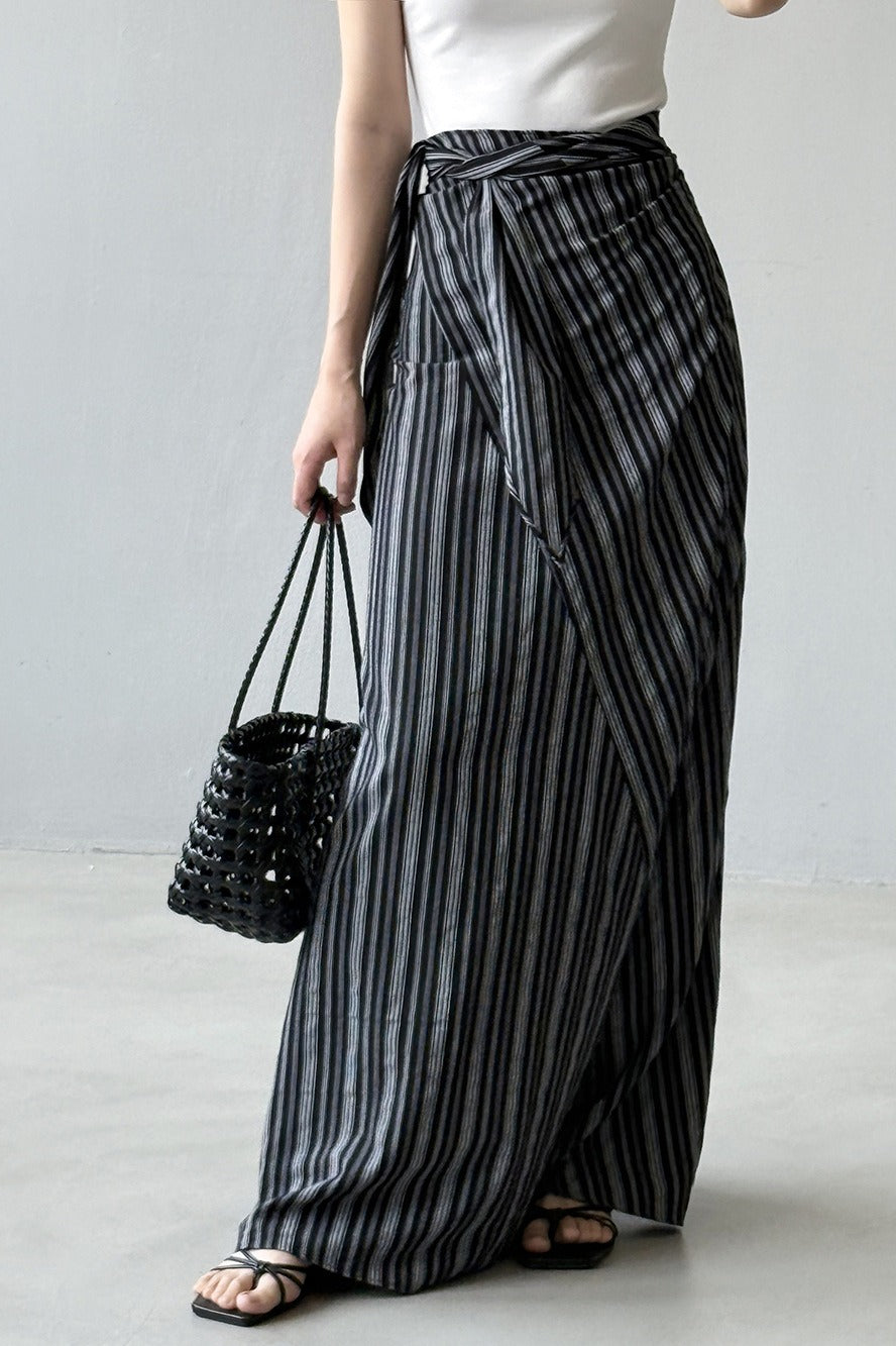 High Waist Striped Tie Waist A Line Maxi Skirt image 6