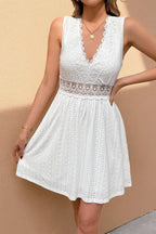 Elegant Sleeveless V Neck Lace Patchwork Jacquard Dress image 2