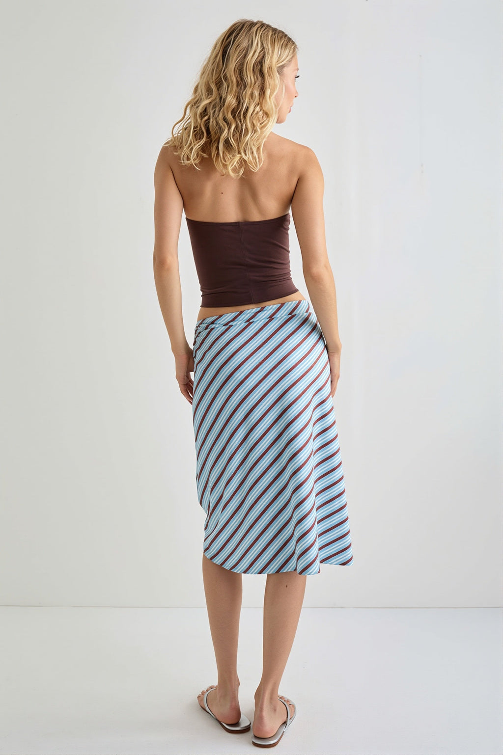Elegant Striped Irregular Midi Skirt image 3