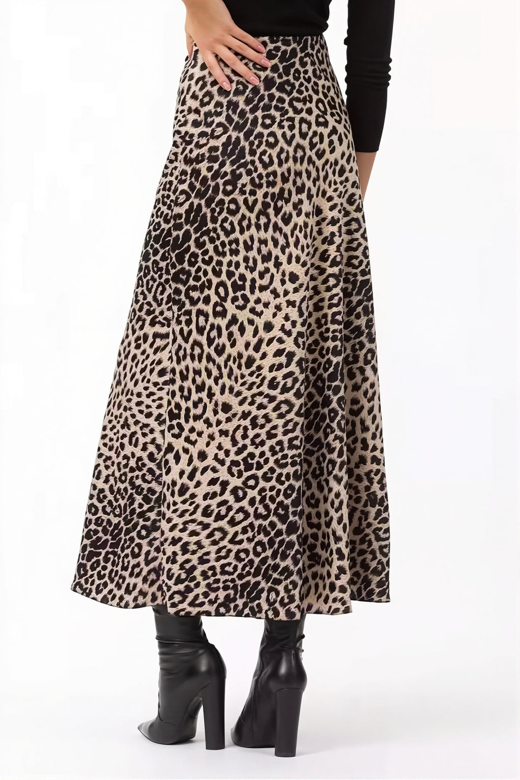 Satin Leopard Printed Elastic Waist Maxi Skirt image 8