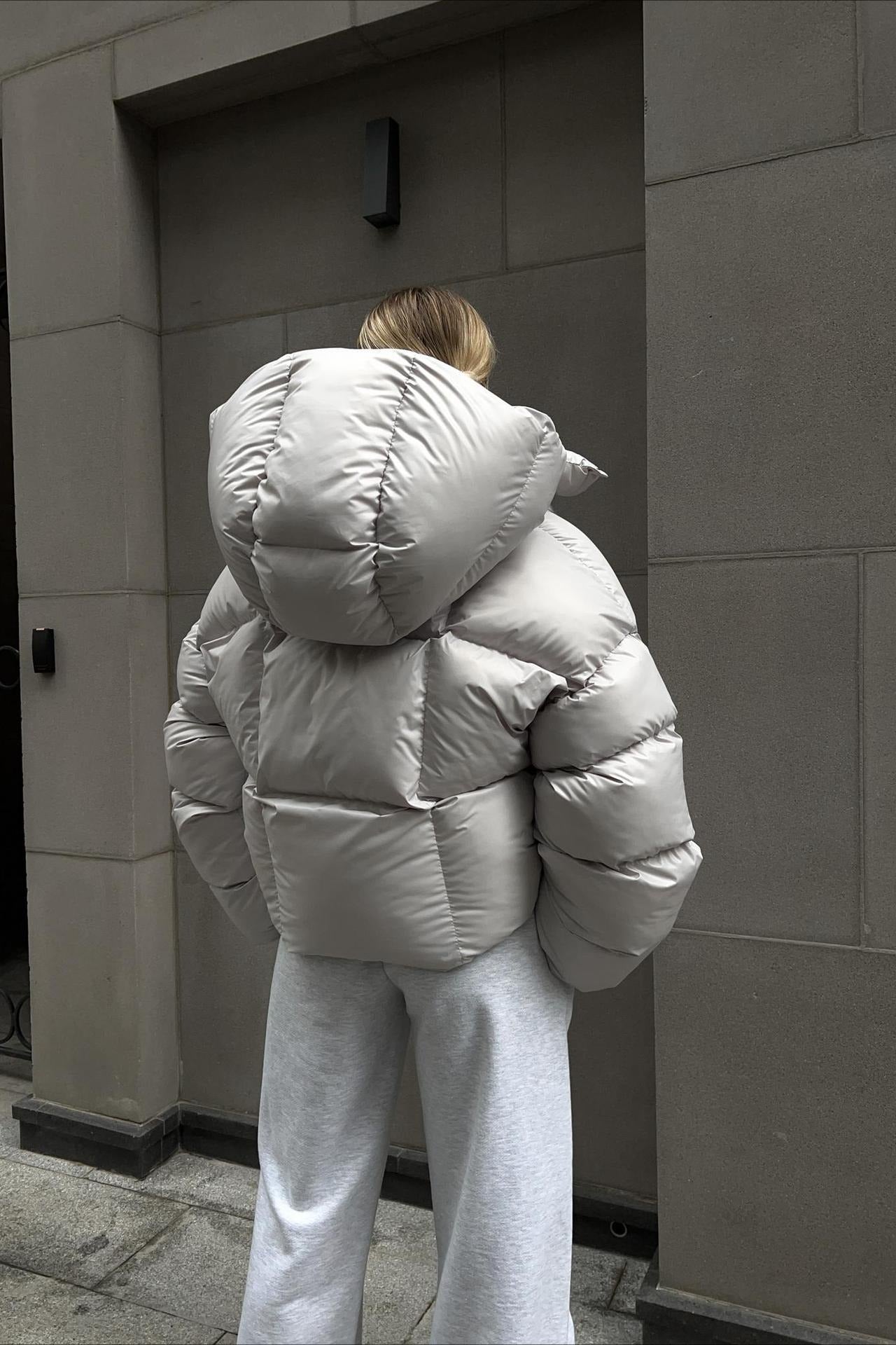 Short Hooded Puffer Jacket image 5