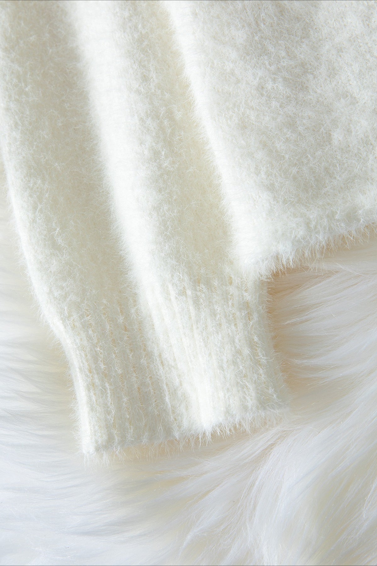 Elegant Pearl V-Neck Knit Sweate image 9