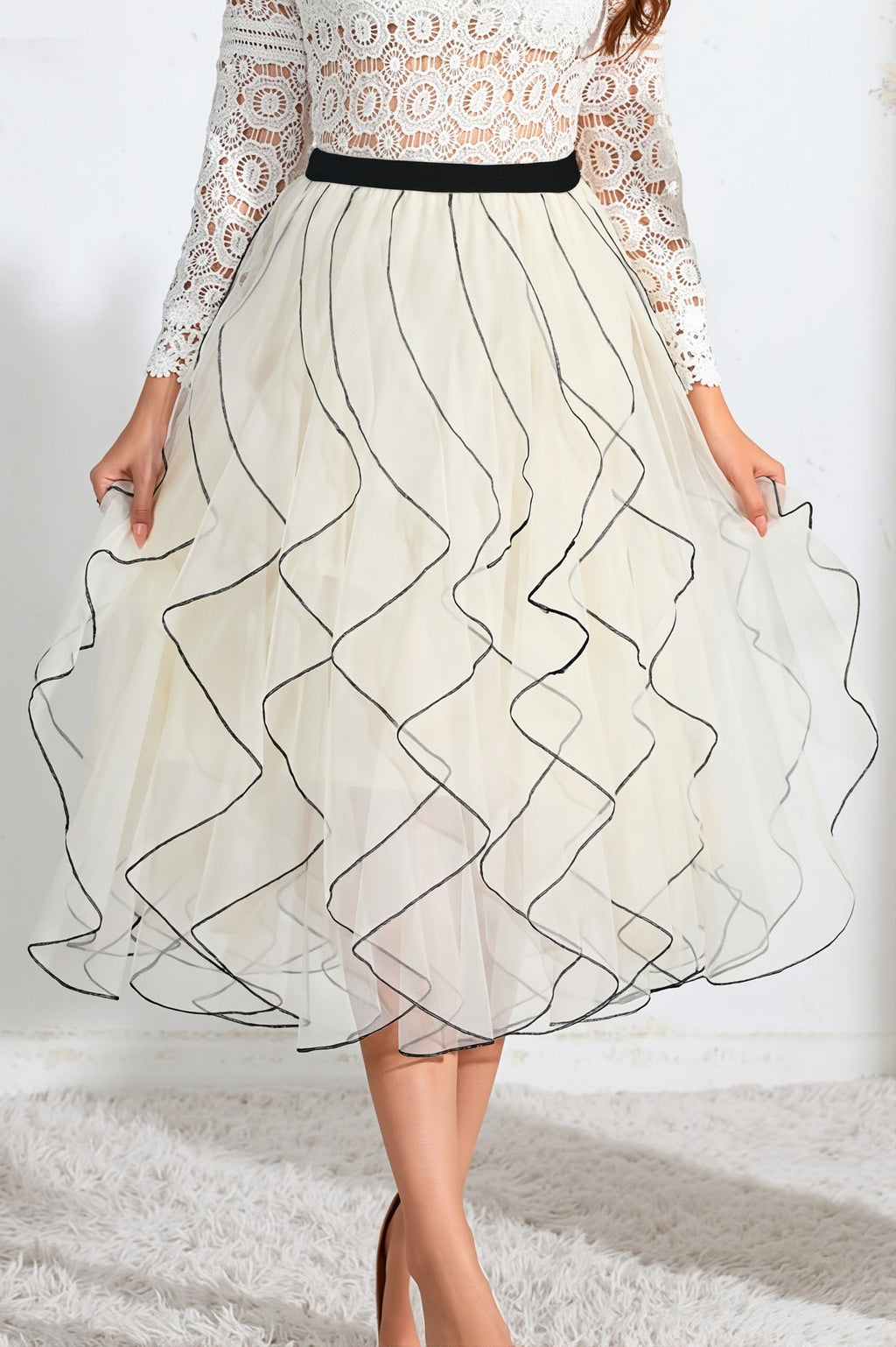 Wave Patchwork Mesh Ruffle Skirt image 1
