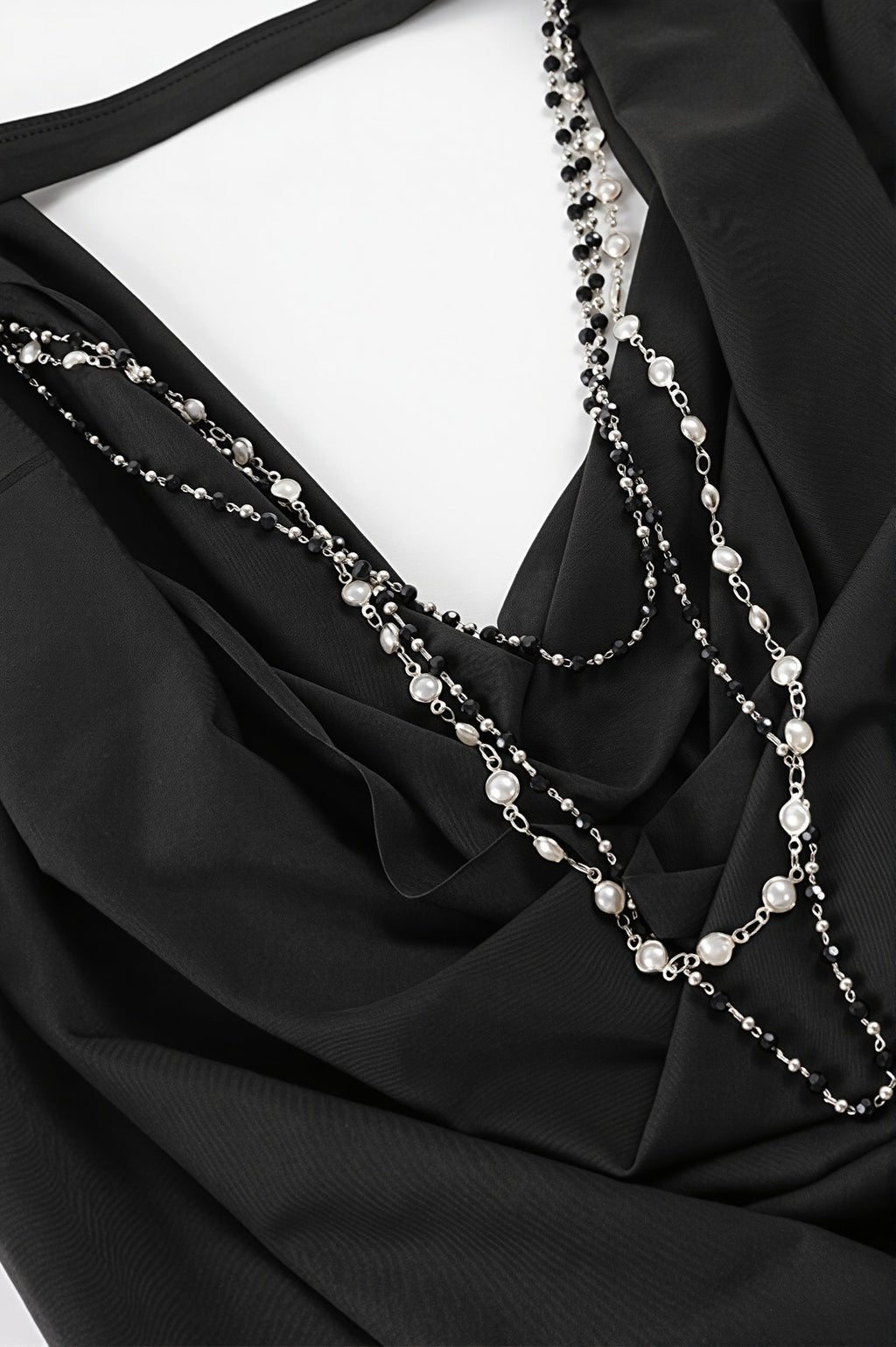 Cowl Neck Chain Detail Backless Tank Top image 6