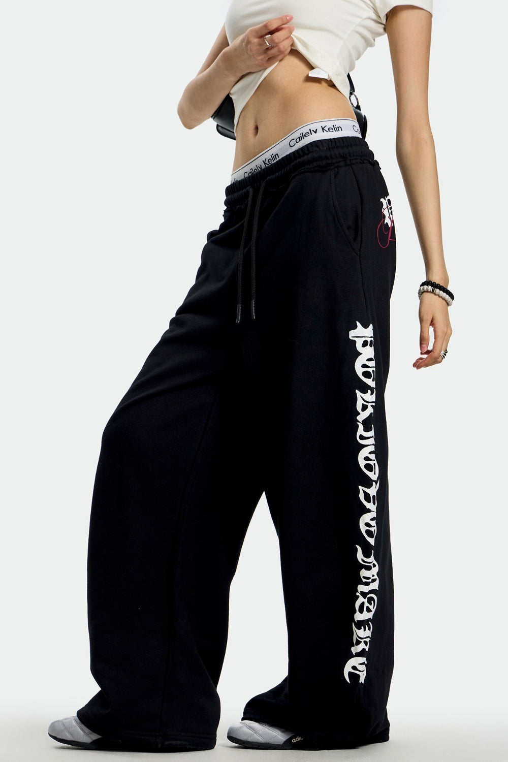 Loose Dropped Shoulder Sweat Pants image 5